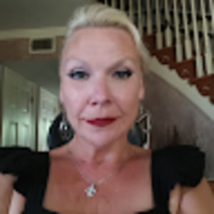 Meet your Posher, Allegra